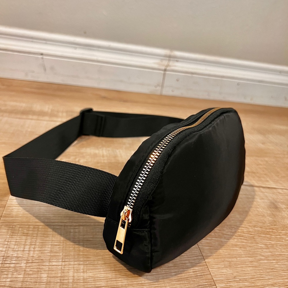 Black Nylon Belt Bag Fanny pack